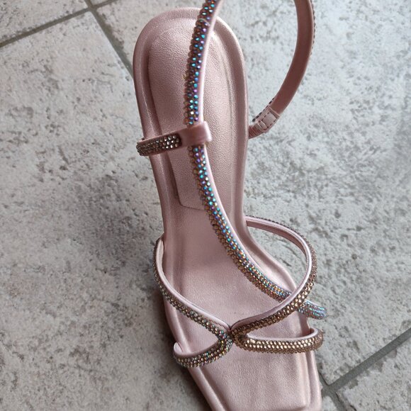 Aldo Pink Heels - Picture 2 of 5